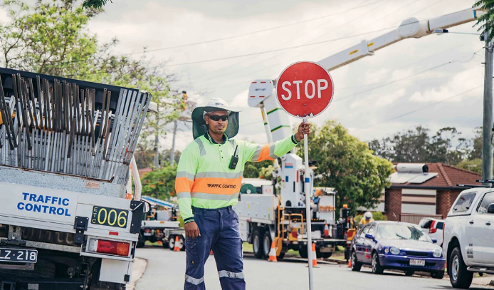 RIIWHS205E Control Traffic with a Stop and Slow Bat  (Half-Day Course)