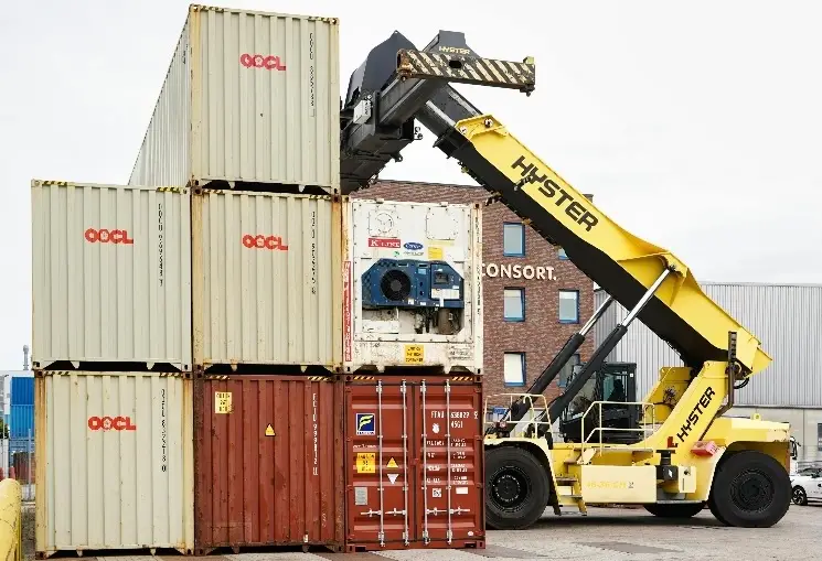 TLILIC0011 Licence to Operate a Reach Stacker (Greater than 3 tonnes capacity – 2-Day Course)